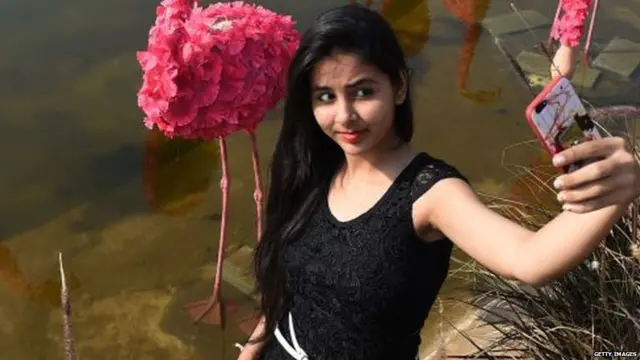 ਬਜ਼ੁਰਗਾਂ ਦੇ ਮੁਕਾਬਲੇ ਨੌਜਵਾਨ ਇਕੱਲੇਪਣ ਦਾ ਵੱਧ ਸ਼ਿਕਾਰ ਹੋ ਰਹੇ ਹਨ