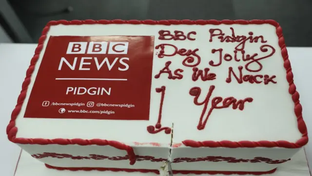 Cake na like anoda icing for di jolliment