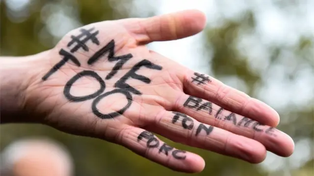 #METOO ဆိုတဲ့ လှုပ်ရှားမှု တွေဟာ၊ အခုဆို လူမှု ကွန်ရက်တွေ ပေါ်မှာ အင်မတန် အရှိန်ရနေပါတယ်။
