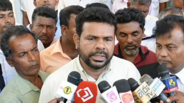 සමස්ත ලංකා ගොවි ජන සම්මේලනයේ ජාතික සංවිධායක නාමල් කරුණාරත්න