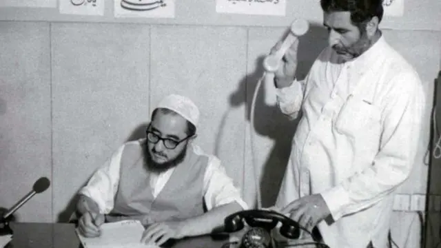 صادق خلخالی