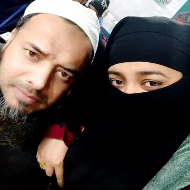 अपने पति ख़ालिद सैफ़ी के साथ नरगिस सैफ़ी