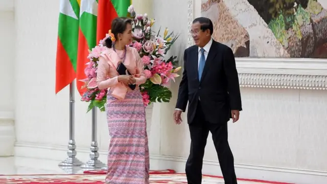 အတိုင်ပင်ခံပုဂ္ဂိုလ်နဲ့တွေ့ဖို့ ဝန်ကြီးချုပ်ဟွန်ဆန် စိတ်မဝင်စားခဲ့