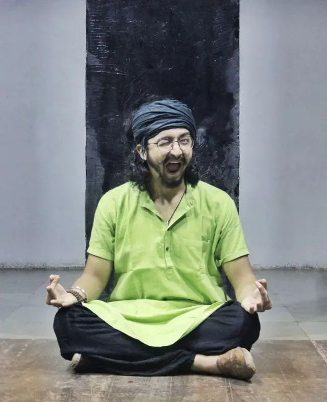 આર.જે. વશિષ્ઠની તસવીર