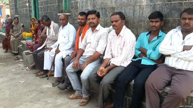 रुद्रवाडी गावातील इतर समाजाची लोक