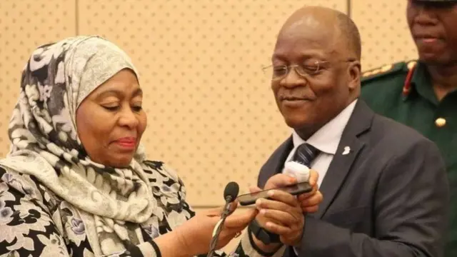 Samia Suluhu Hassan ati John Magufuli