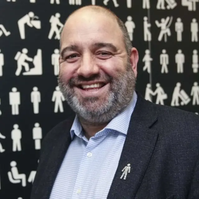 ګېري پېټیټ وايي نارینه باید د معایناتو کولو کې شرم و نه کړي.