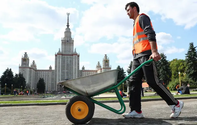 Главное здание МГУ