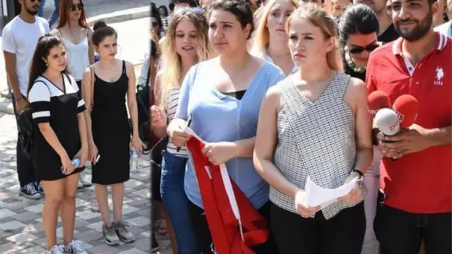 ÖSYM önünde eylem yapan öğrenciler