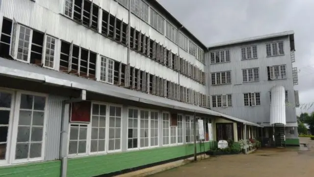 தேயிலை தொழிற்சாலைகள் நஷ்டத்தில் இயங்குவதாக நிர்வாகங்கள் கூறுகின்றன