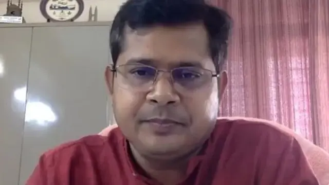 जवाहरलाल नेहरू युनिव्हर्सिटीचे असोसिएट प्रोफेसर डॉ. लक्ष्मण बेहेरा