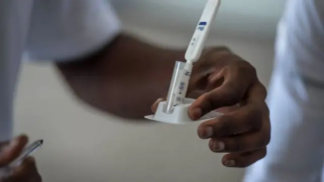 પ્રતીકાત્મક તસવીર