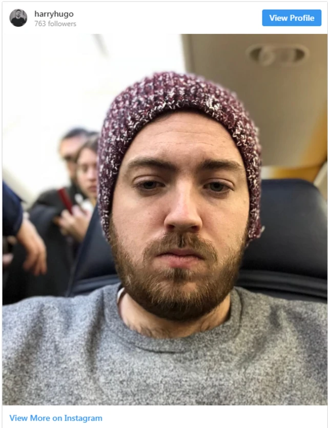 হ্যারি হুগো নিজেও একসময় অনলাইনে অনেক সময় ব্যয় করতেন।