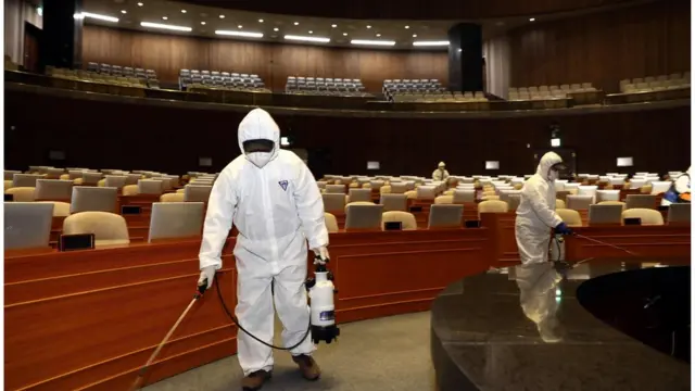 韓國國會亦需要消毒。