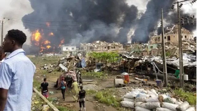 Awọn ile to bajẹ