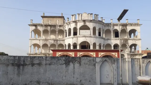 यतीमखाना