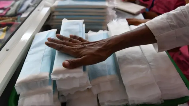 சானிடரி நாப்கின்