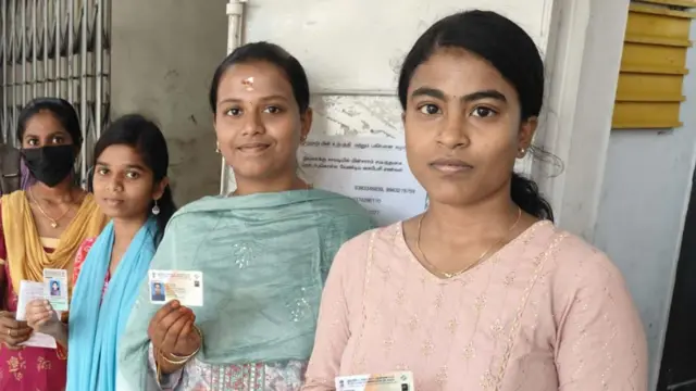 நாடாளுமன்றத் தேர்தல்: தமிழகத்தில் வாக்கு சதவீதம் சொல்லும் செய்தி என்ன?