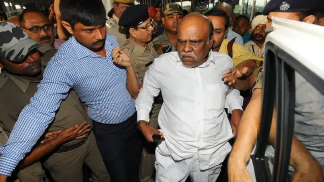 మాజీ న్యాయమూర్తి సీఎస్ కర్ణన్‌