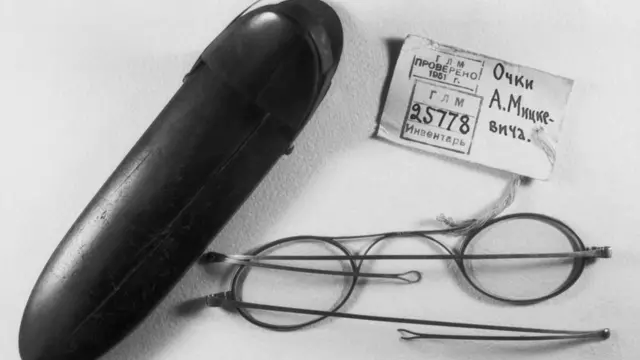 Очки Адама Мицкевича