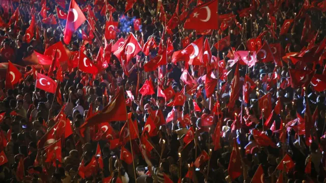 Boğaziçi köprüsünde gösteriler