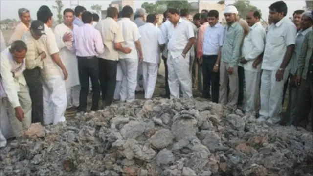 કૉંગ્રેસ દ્વારા ભટ્ટા પરસૌલ ખાતે દમનની તસવીરો રિલીઝ કરવામાં આવી હતી