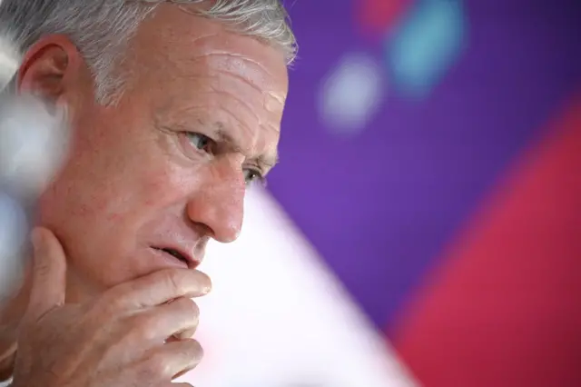 দিদিয়ের দেশম- ফ্রান্সের কোচ