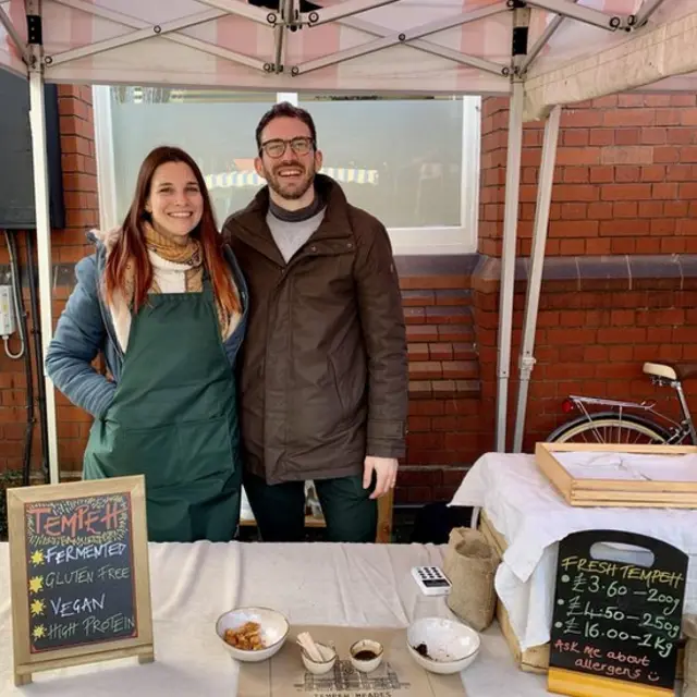 Ben Meades dan istrinya Kirstie.