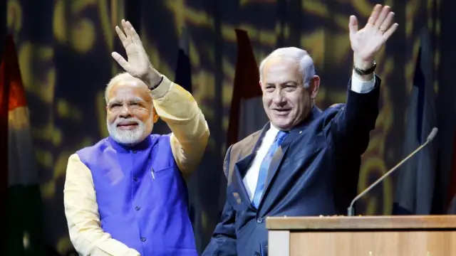 மோதி - பெஞ்சமின்