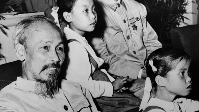 Chủ tịch VNDCCH Hồ Chí Minh