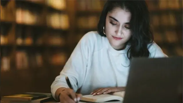 करिअर, शिक्षण, रोजगार