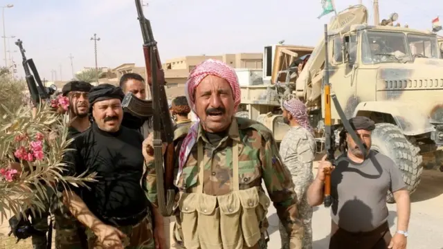 ماه پیش نیروهای حامی دولت عراق شهر راوه را در نزدیکی مرز سوریه از داعش پس گرفتند.