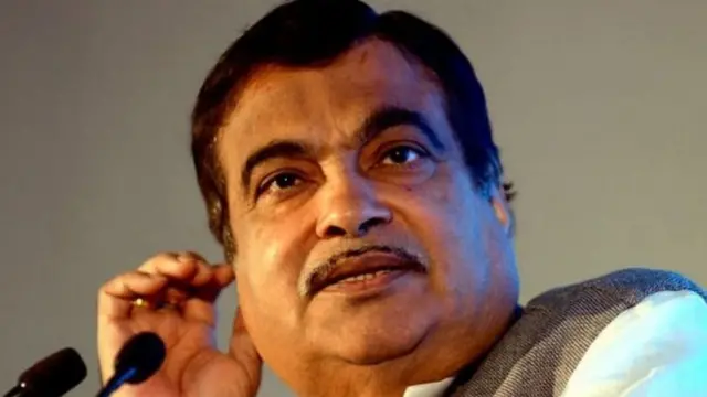 नितीन गडकरी, उद्धव ठाकरे