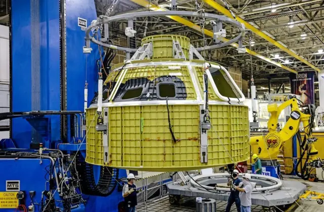 NASA / MICHAEL DEMOCKER