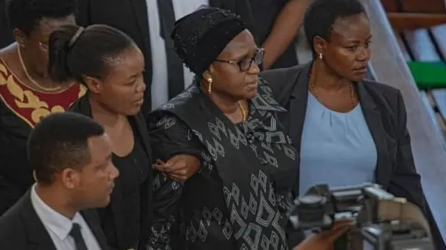 Mke wa rais John Pombe Magufuli katikatika