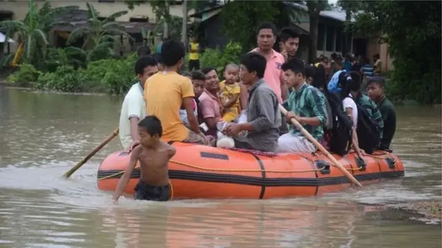 ফেনী নদীতে যখন বন্যা। ফাইল ছবি