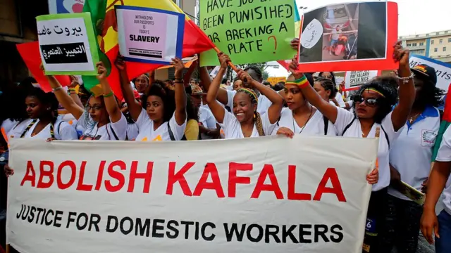 مظاهرة للعاملات المنزليات من جنسيات مختلفة في بيروت - حزيران/يونيو 2018