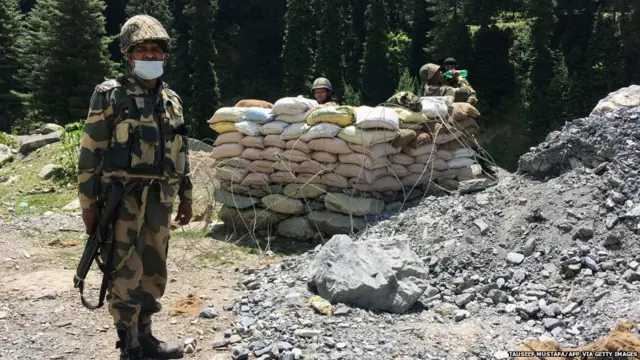 बीएसएफ़ के जवान