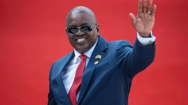 அதிபர் மோக்கிவீட்சி மாசிசி