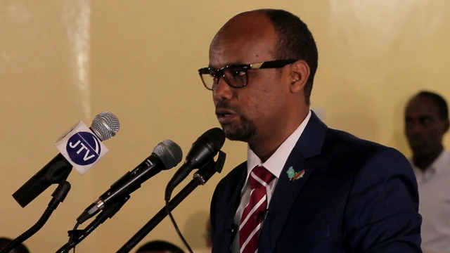 Musharrax Ibraahim Macallin Nuur