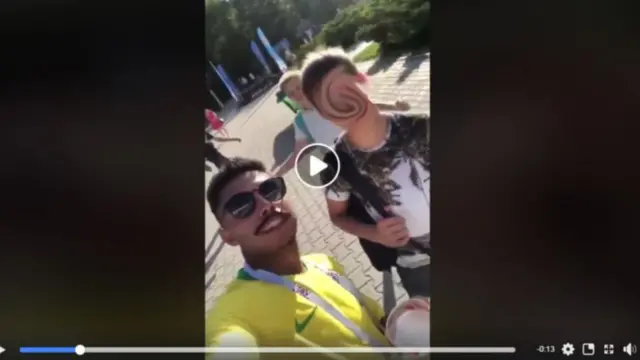 Adolescente sendo induzido a falar que quer dar para o Neymar