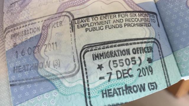 BNO护照内之英国入境印鉴