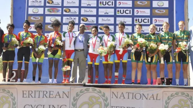 ኣብ ውድድር ግዜ ደቂ ኣንስትዮ ሃገራዊት ጋንታ ኤርትራ ቀዳመይቲ ፡ ኢትዮጵያ ክልኣይቲ ደቡብ ኣፍሪቓ ሳልሰይቲ ብምኳን ውድድረን ዛዚመን