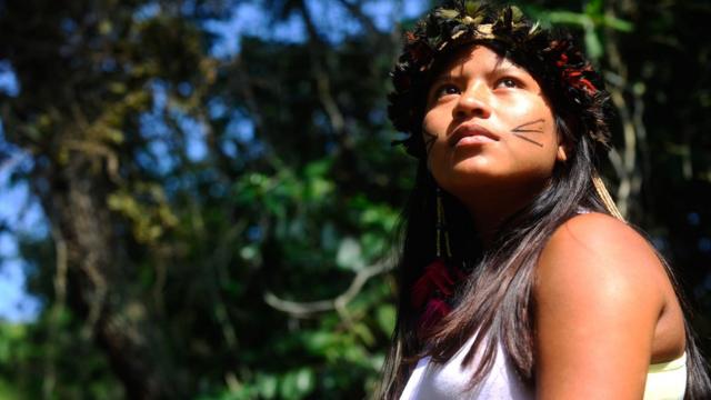 Jovem guarani mbyá da aldeia Mata Verde Bonita