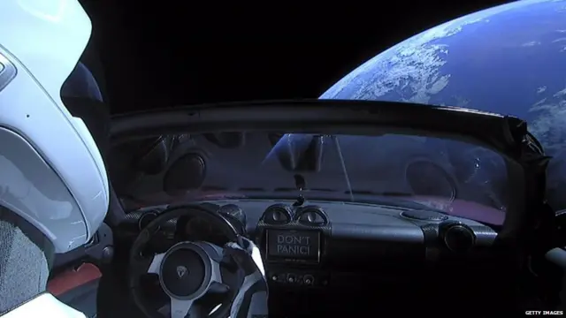 किताब पढ़ना