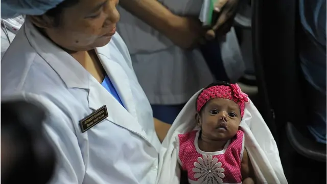 ২০১৫ সালে এই শিশুটিকে ঢাকার একটি ডাস্টবিন থেকে উদ্ধার করার পর এটি নিয়ে ব্যাপক আলোচনা হয়েছিল।