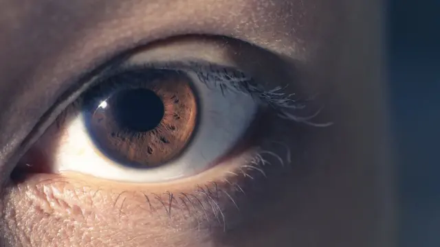 Acercamiento de un ojo