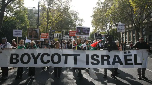 تحریم و بایکوت اسرائیل یکی از ایده‌های مهم مدافعان حقوق فلسطینیان در سال‌های اخیر است که به شدت با مخالفت اسرائیل همراه شده