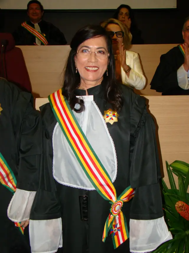 Maria Zuíla Lima Dutra