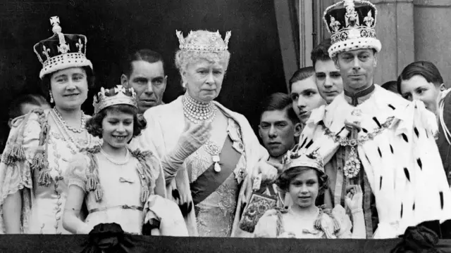 찰스 3세 대관식의 많은 부분은 그의 조부 조지 6세의 대관식과 동일할 것이다